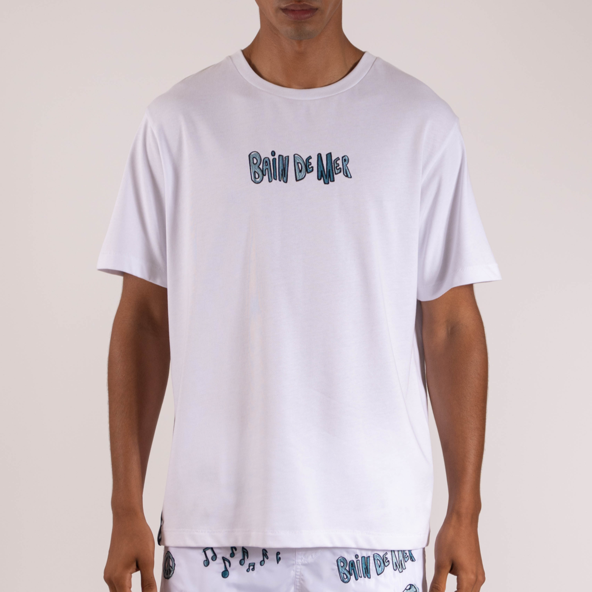 T-SHIRT MUSIK ON BAINDEMER | WHITE