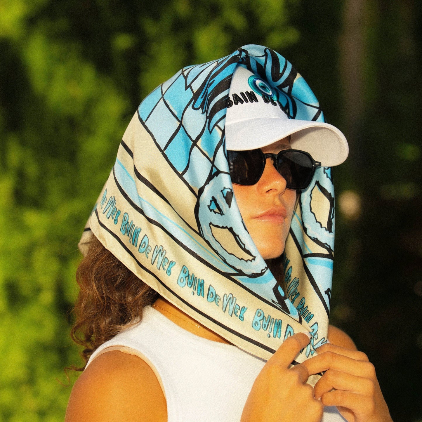 SILK SCARF MUSIK ON